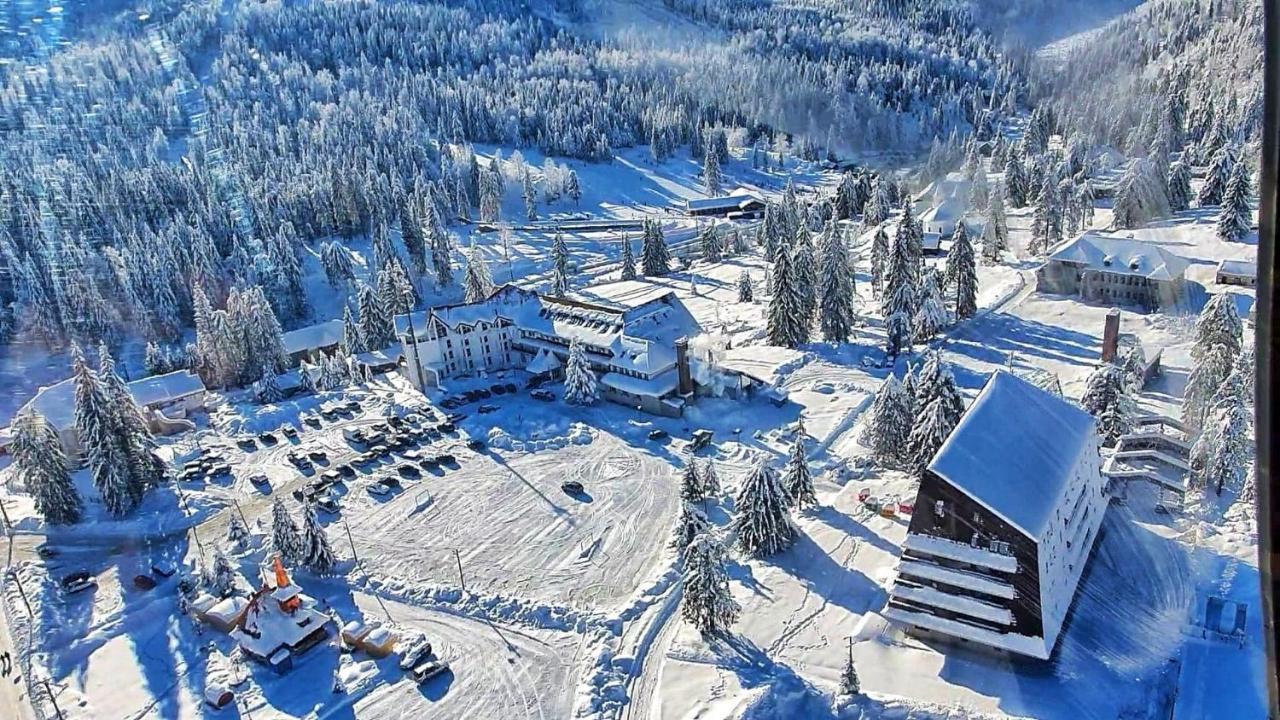 Hotel Iadolina Stâna de Vale Exterior foto